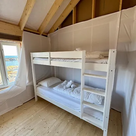 Gjestgiverier Fiskevaeret Nesland *